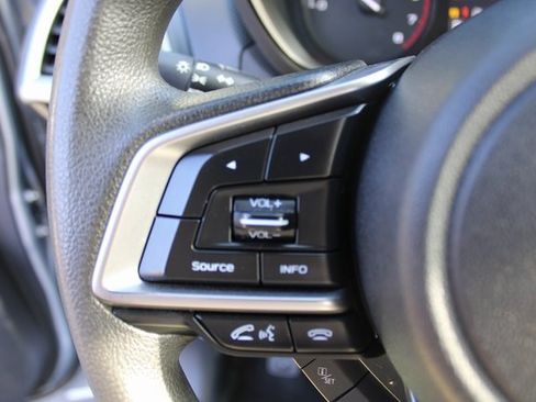 Used 2019 Subaru Forester Premium image 12