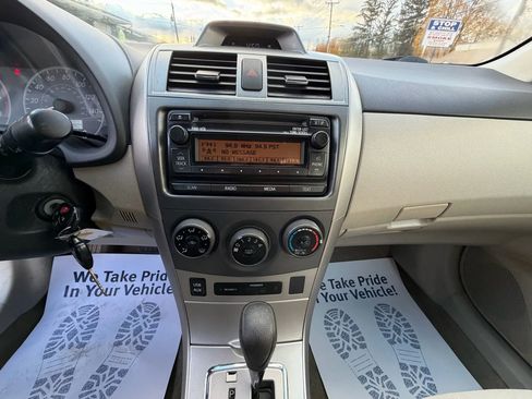 Used 2012 Toyota Corolla LE image 10