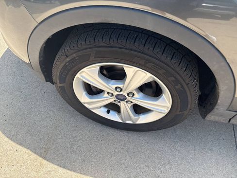 Used 2016 Ford Escape SE AWD/4WD image 8