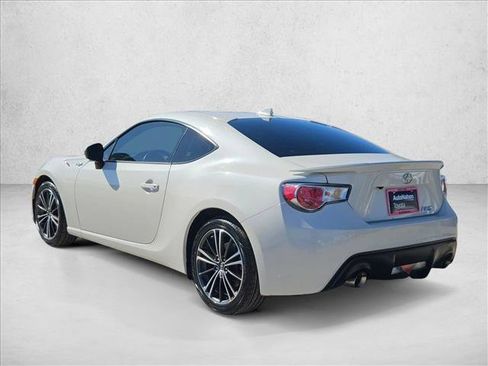 Used 2016 Scion FR-S image 8