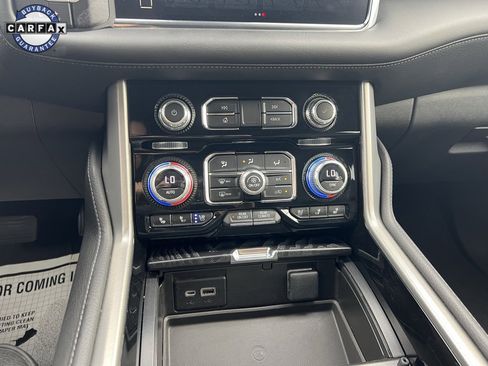 Used 2023 GMC Yukon Denali image 18