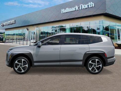 New 2026 Hyundai Ioniq 9 Limited image 3