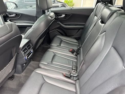 Used 2019 Audi Q7 3.0T Premium Plus w/ Premium Plus Package AWD/4WD image 10