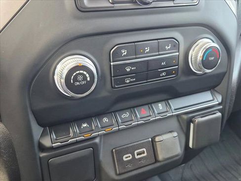Used 2024 GMC Sierra 1500 Pro w/ Pro Value Package AWD/4WD image 9