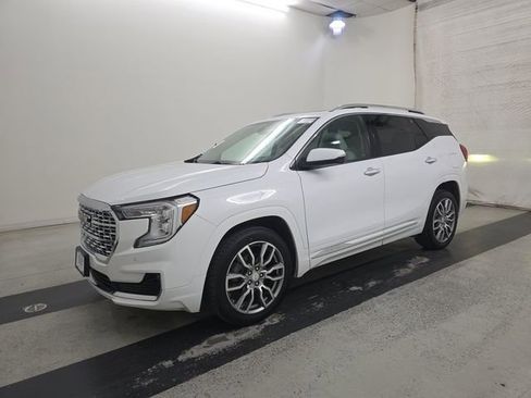 Used 2023 GMC Terrain Denali AWD/4WD image 1