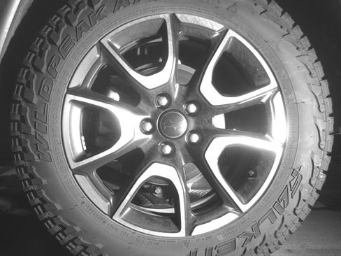 Used 2025 Jeep Compass Trailhawk AWD/4WD image 14