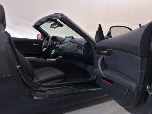 Used 2013 BMW Z4 sDrive28i image 30