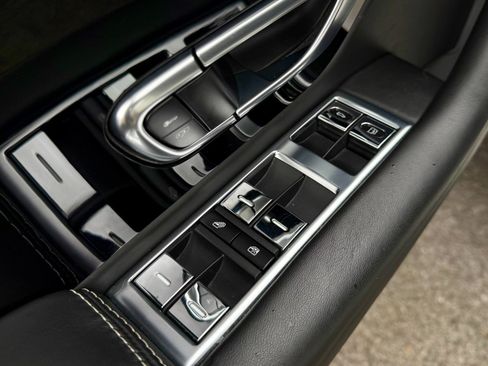 Used 2017 Bentley Continental GT AWD/4WD image 48