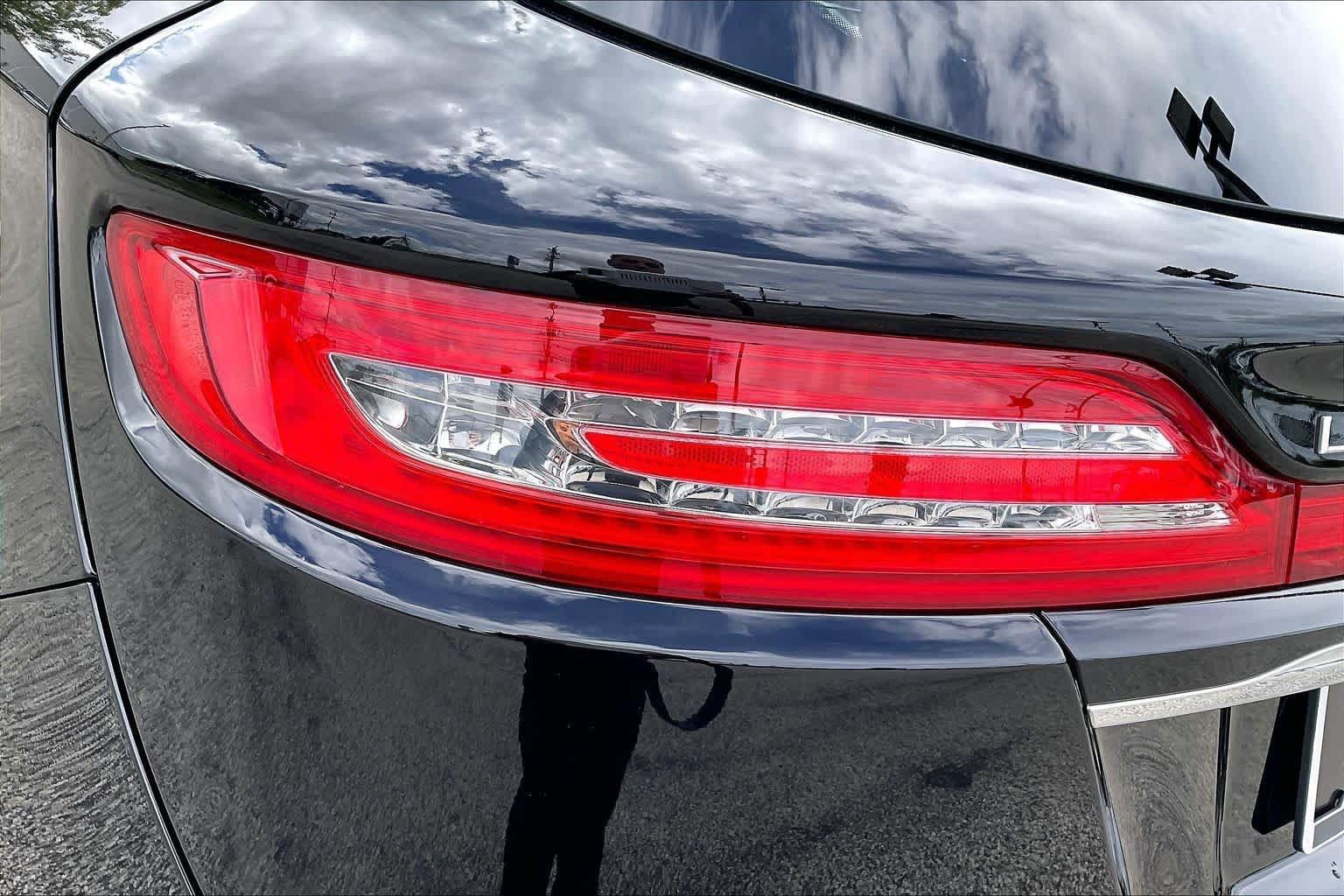 Used 2019 Lincoln MKC Premiere AWD/4WD image 26