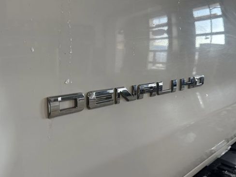 Certified 2019 GMC Sierra 2500 Denali image 33