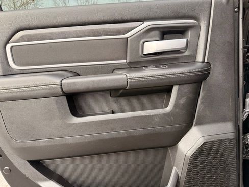 Used 2024 RAM 2500 Big Horn w/ Safety Group image 38