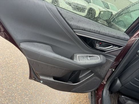 Used 2023 Subaru Outback Limited image 14