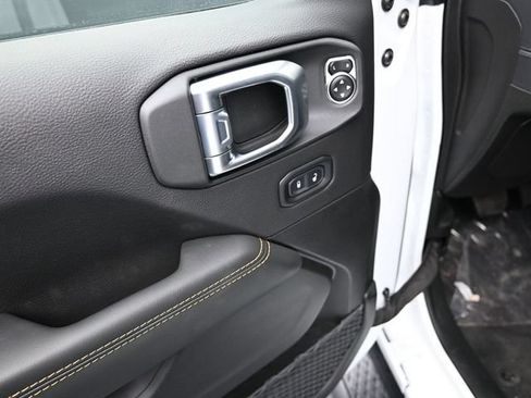 New 2026 Jeep Gladiator Sport AWD/4WD image 13