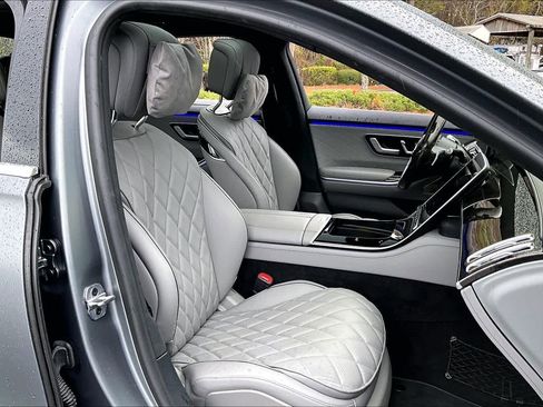 Certified 2022 Mercedes-Benz S 500 4MATIC image 9