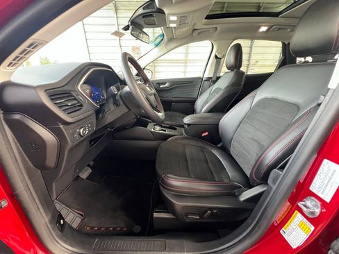 Used 2022 Ford Escape SEL w/ SEL Stealth AWD Package image 10