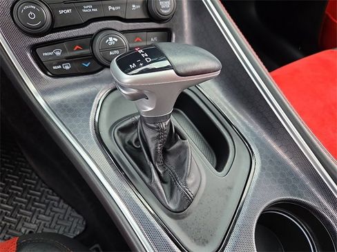 Used 2018 Dodge Challenger GT w/ GT Interior Package image 15