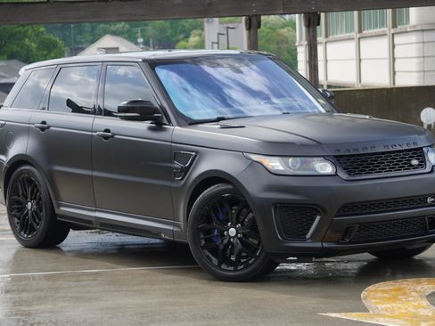Used 2017 Land Rover Range Rover Sport SVR image 25
