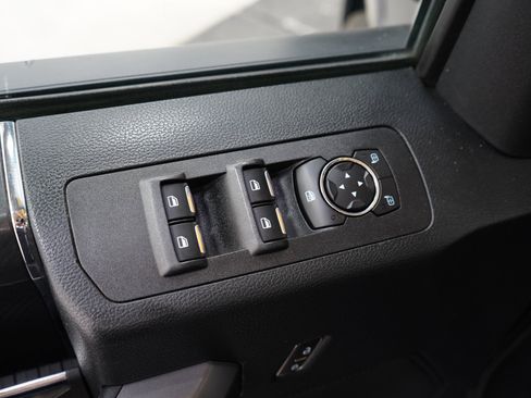 Used 2020 Ford F150 XLT w/ Equipment Group 302A Luxury AWD/4WD image 21