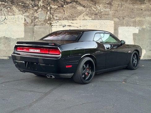Used 2013 Dodge Challenger SRT8 w/ Harman Kardon Audio Group image 4