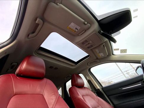 Used 2023 MAZDA CX-5 Carbon Edition image 14