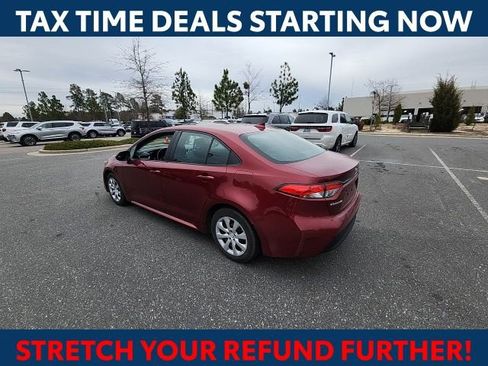 Used 2024 Toyota Corolla LE image 11