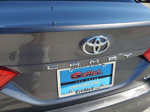 Used 2019 Toyota Camry XLE image 38