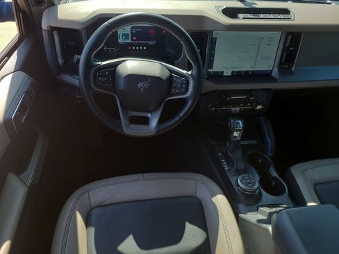 Used 2023 Ford Bronco Wildtrak AWD/4WD image 13
