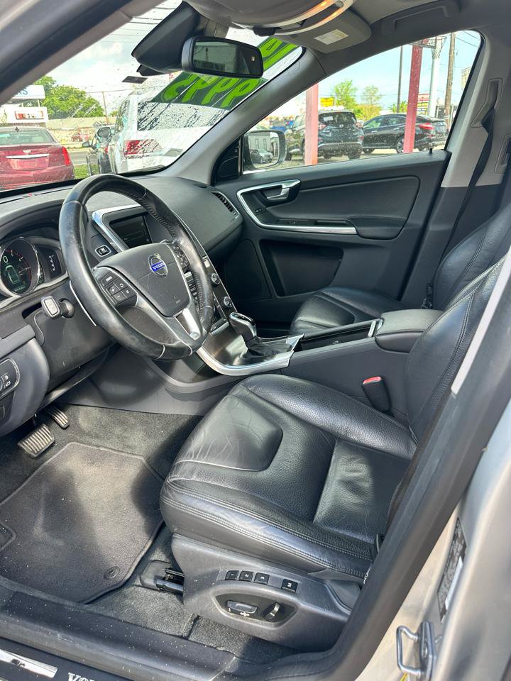 Used 2014 Volvo XC60 T6 AWD/4WD image 7
