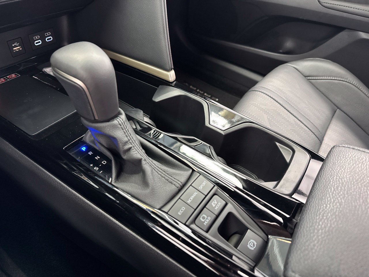 Certified 2026 Toyota Camry XSE FWD image 28