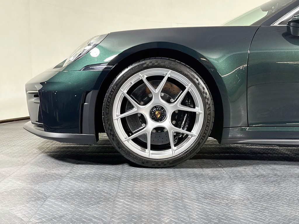 Certified 2026 Porsche 911 GT3 RWD image 31