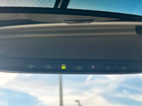 Used 2013 Toyota Sienna XLE image 41