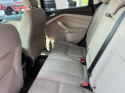 Used 2019 Ford Escape SE FWD image 10