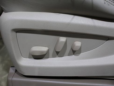 Used 2015 GMC Yukon XL Denali w/ Touring Package image 18