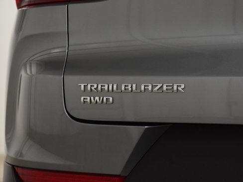Used 2023 Chevrolet TrailBlazer ACTIV w/ Convenience Package AWD/4WD image 22