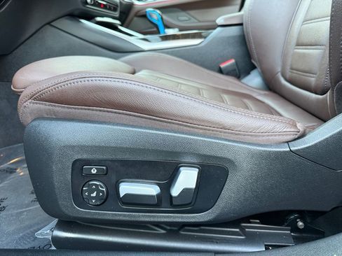 Used 2023 BMW i4 eDrive40 w/ Premium Package image 10