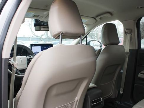 Used 2024 Lincoln Corsair Premiere image 33