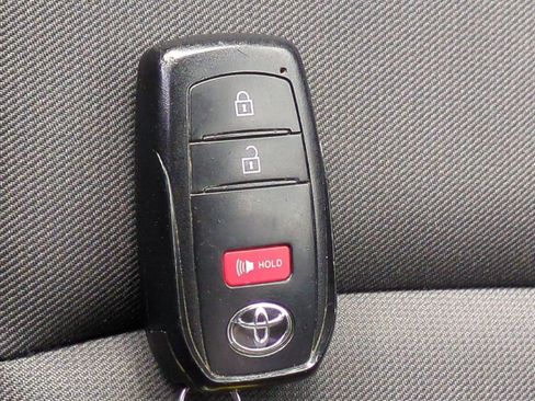 Certified 2024 Toyota Tacoma SR5 image 29