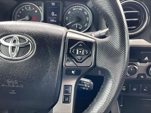 Used 2021 Toyota Tacoma TRD Sport w/ Technology Package AWD/4WD image 23