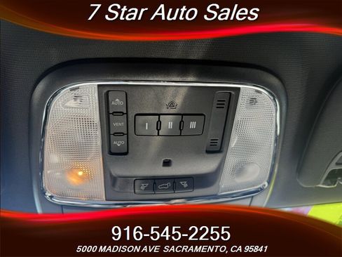 Used 2015 Dodge Durango Limited w/ Premium Group AWD/4WD image 12