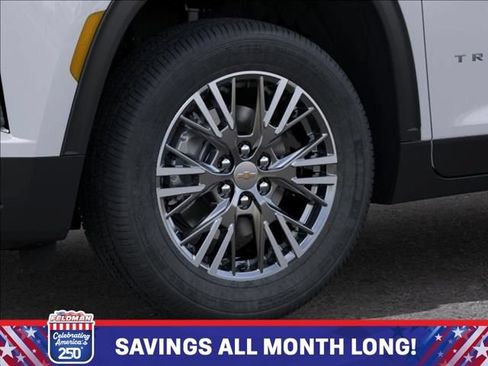 New 2026 Chevrolet Traverse LT w/ Driver Confidence Package FWD image 9