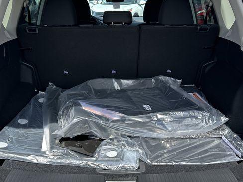 New 2026 Nissan Rogue SV AWD/4WD image 32