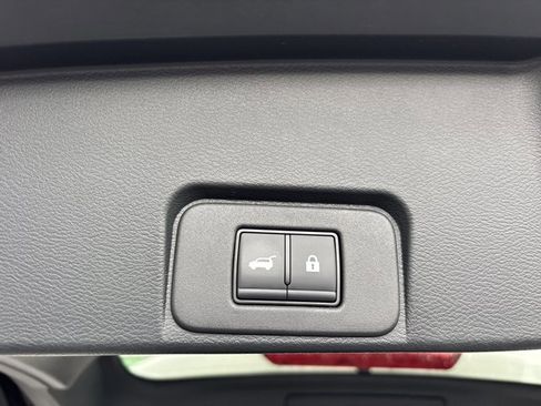 Certified 2023 Nissan Rogue SV w/ SV Premium B Package image 7