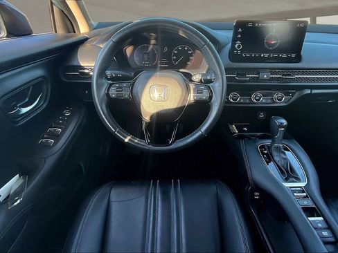 Certified 2024 Honda HR-V EX-L image 8