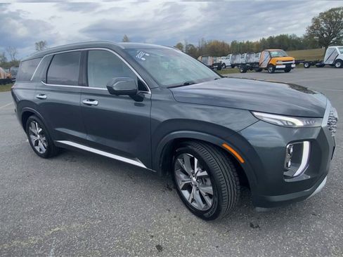 Used 2022 Hyundai Palisade Limited image 2
