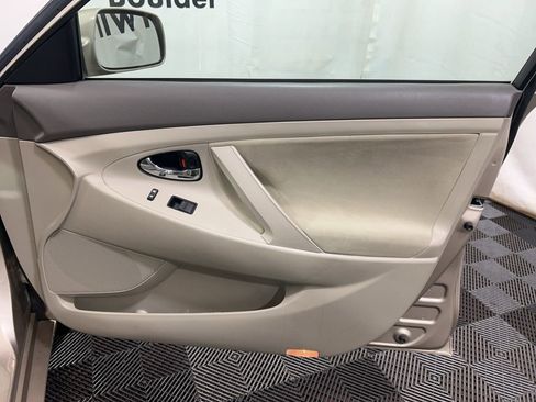 Used 2007 Toyota Camry Hybrid image 9