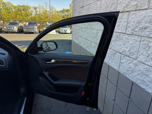 Used 2013 Audi A4 2.0T Premium image 34