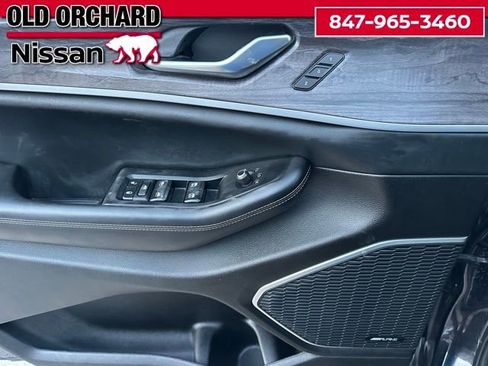 Used 2022 Jeep Grand Cherokee Limited 4xe image 10