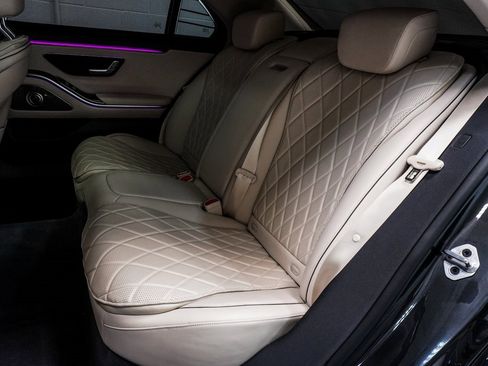 Used 2021 Mercedes-Benz S 580 4MATIC Sedan w/ AMG Line image 8