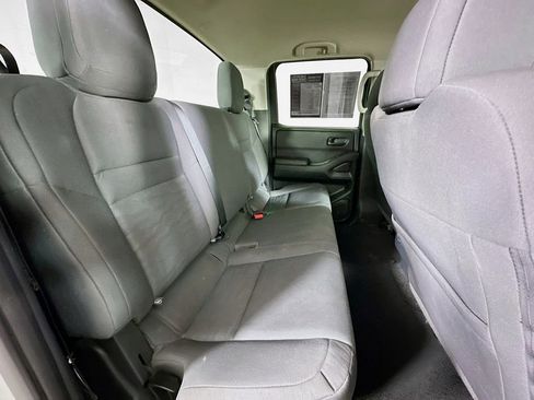 Used 2025 Nissan Frontier S image 11