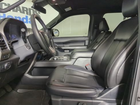 Used 2021 Ford Expedition XLT image 7